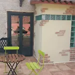 Sweet Stone דירה