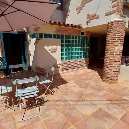 Apartment Sweet Stone